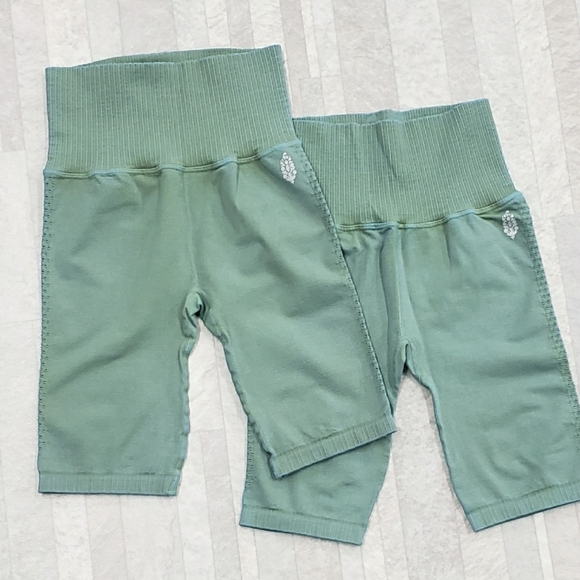 Free People Good Karma Bike Shorts Orchard XS/S - Picture 5 of 5